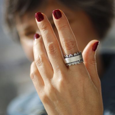 Dikdörtgen Krater Gümüş Yüzük