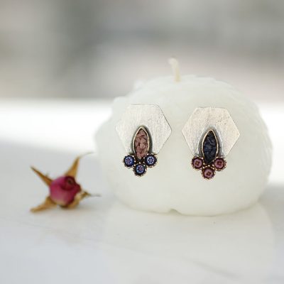 Çapraz Renk Altıgen Küpe