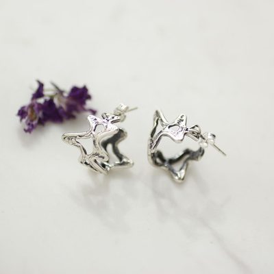 Akış Kıvrım Gümüş Küpe